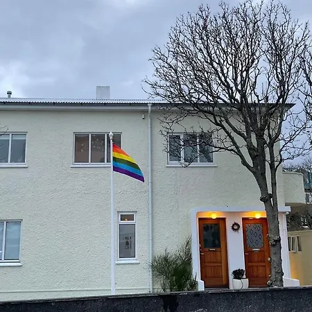 Egilsgata Downtown Reykjavik! Apartment *